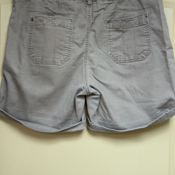 Ron Jon Women's Casual Shorts - Picture 4 of 8